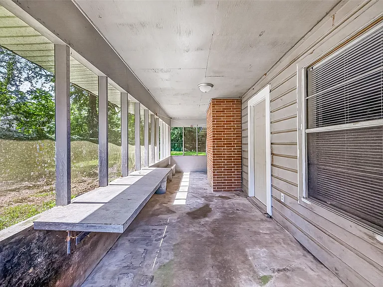 611 Dogwood Trl — Photo 20