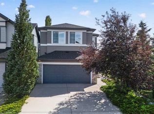 234 N Pantego Way NW, Calgary, AB T3K0C2