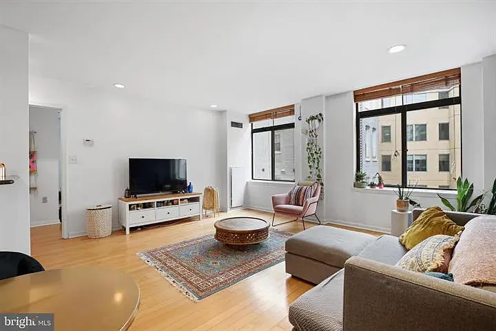 1312 Massachusetts Ave NW #406 — Photo 10