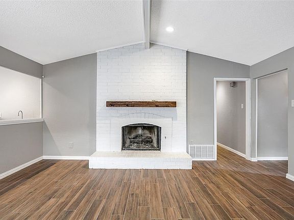 3rd image of 4505 Cleveland Dr
