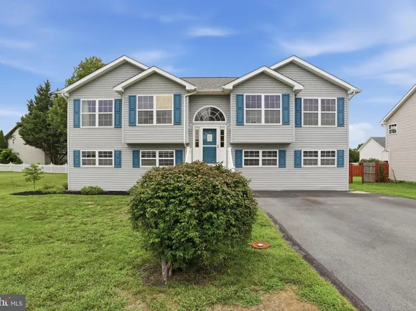 46 Halsey Ct, Martinsburg, WV 25405