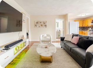 26 Lancashire St APT 4, Providence, RI 02908