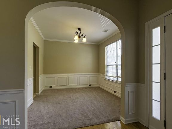 5th image of 1902 Ashwood Grove Dr