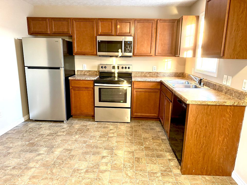 1st image of 317 Kenlee Cir #2