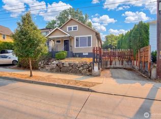 916 23rd Avenue S, Seattle, WA 98144