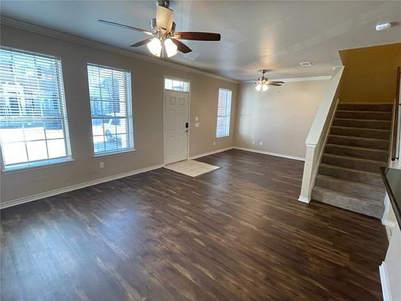 2nd image of 302 Forest (pvt) Dr