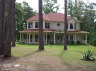 157 Sumac Rd, Huntsville, TX 77340