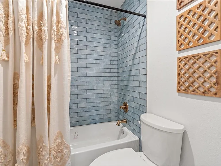 3808 Leafield Dr — Photo 20