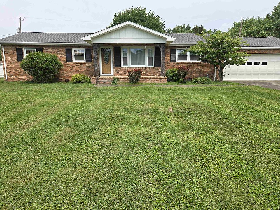 1st image of 306 Eastgate Dr