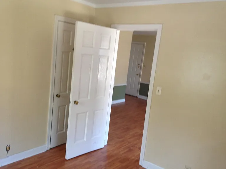 957 N Main St #8 — Photo 5