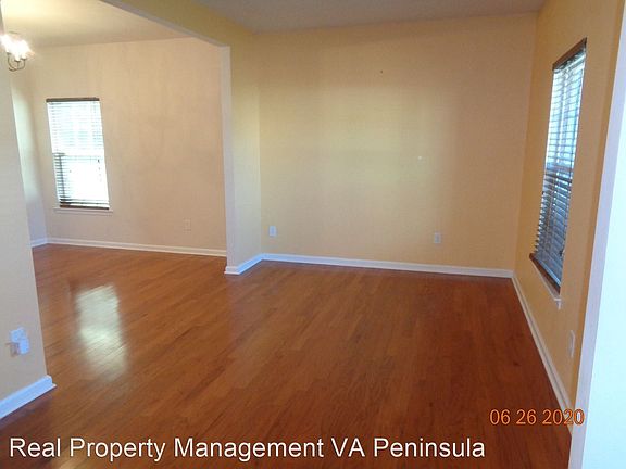 2nd image of 606 Leonard Ln