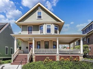 4 Stafford Pl, Larchmont, NY 10538