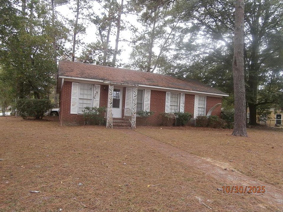 1st image of 300 Southwood Dr