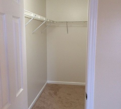 Walk in closet, Mstr bdrm