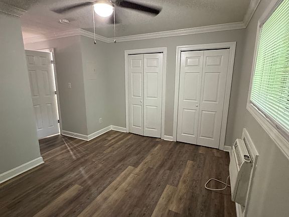 5th image of 702 S Aspen St #11