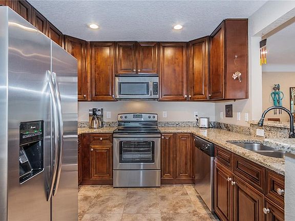 5th image of 5718 19th Ave S