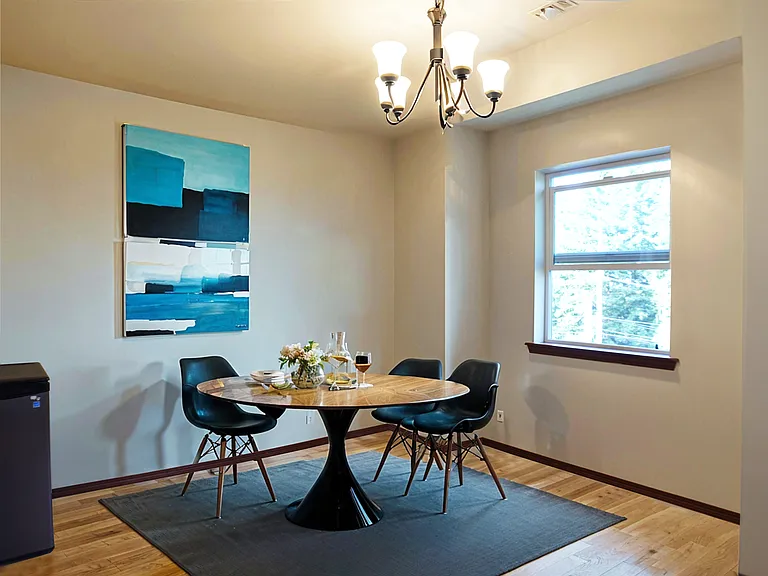 5451 32nd Ave SW #B — Photo 10
