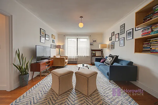 Sold by Horowitz Real Estate | media 2