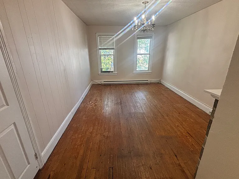 248 Roosevelt Ave #2 — Photo 10