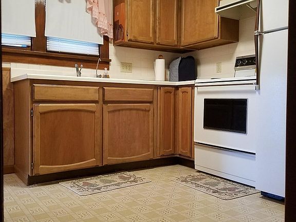4th image of 510 S Gilmore St
