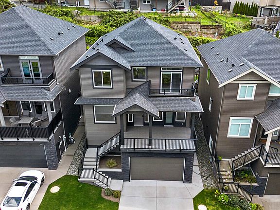 2nd image of 23527 Larch Ave #5