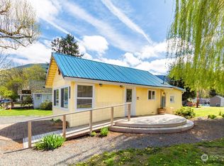 102 Main St E, Packwood, WA 98361