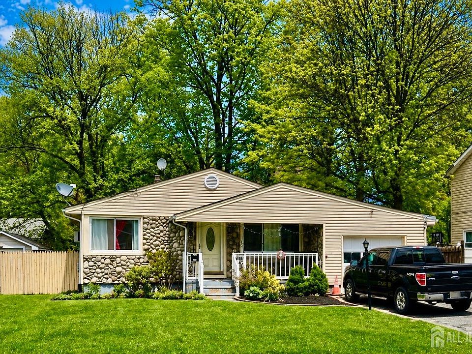 1st image of 278 North Dr
