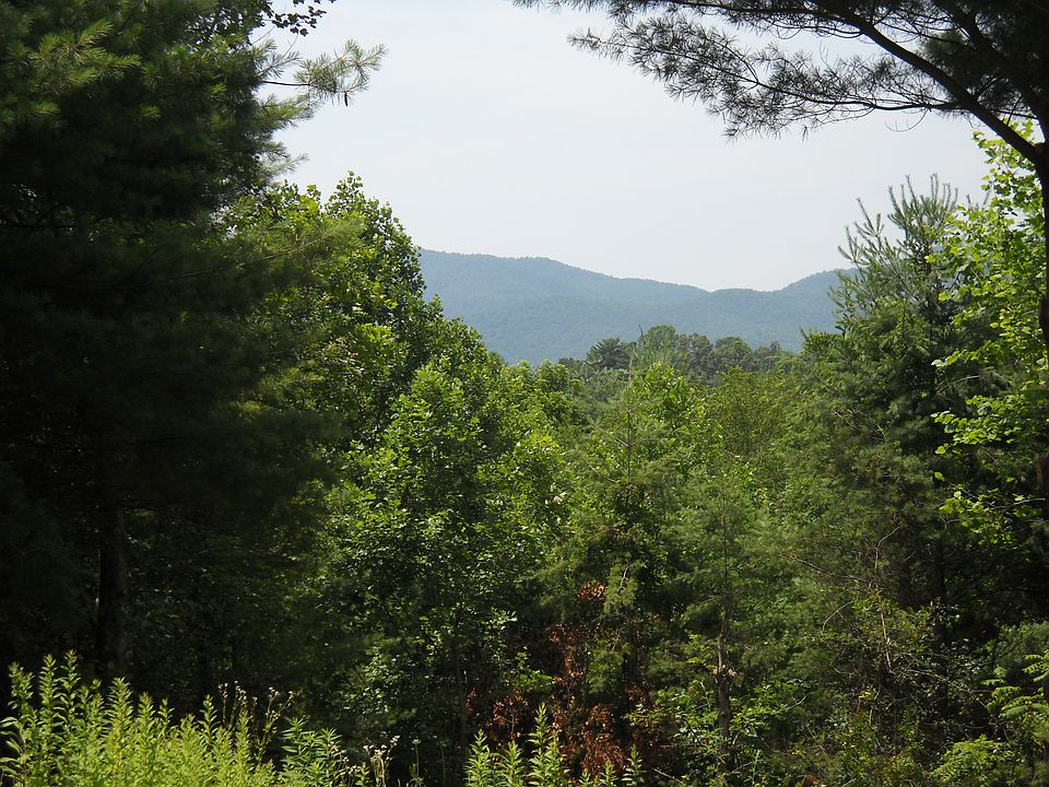 1st image of Eagle Point Dr #19
