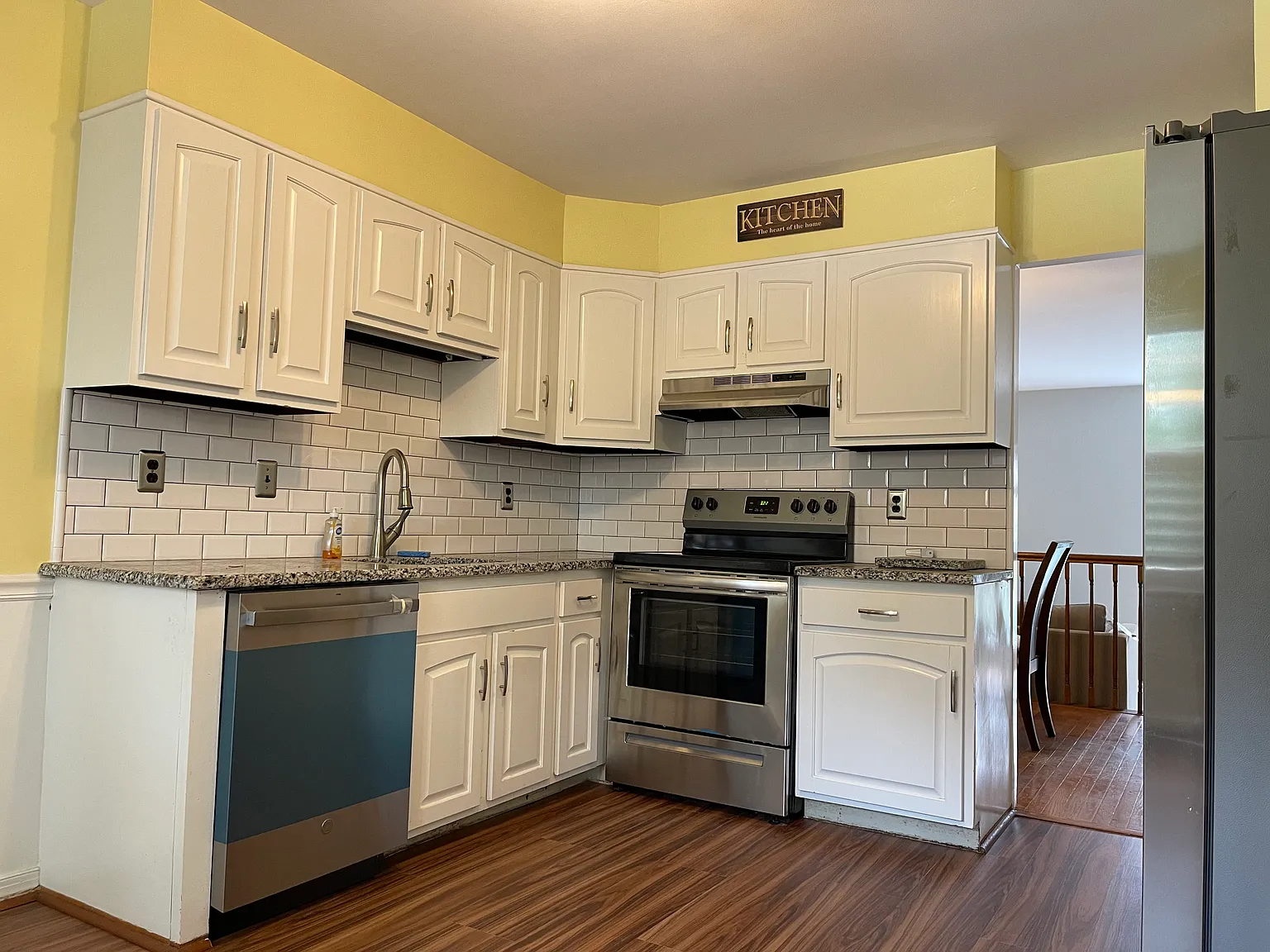 3 bed, 2.5 bath, 1925 sqft, $2,550 — Photo 4