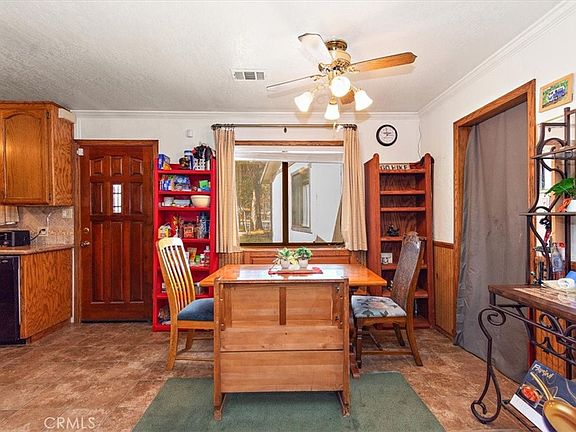5th image of 332 W Meadow Ln