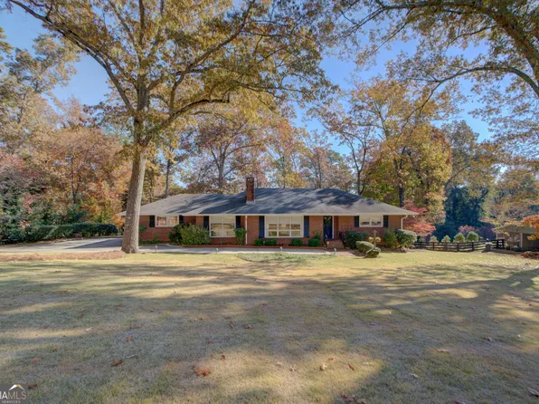 17 Crestwood Dr SW, Rome, GA 30165