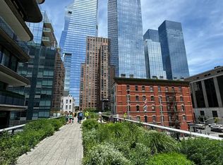 317 10th Ave APT 7, New York, NY 10001