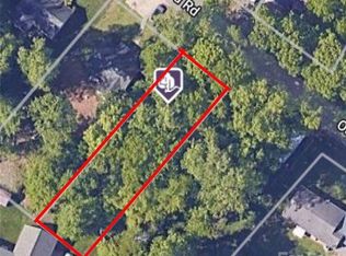 Oakwood Rd, Charlotte, NC 28269