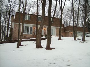 3 Pine Tree Dr, New Cumberland, PA 17070