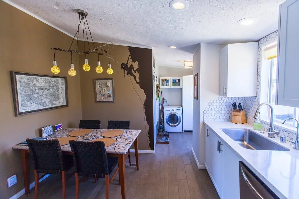 3 bed, 960 sqft, $2,800 — Photo 4