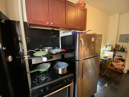 Rented by Mdays Realty | media 6