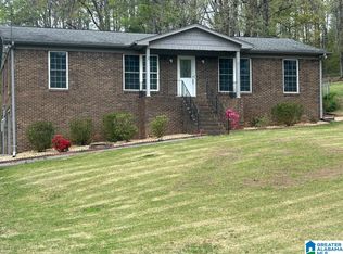 6964 Mountain View Dr NE, Pinson, AL 35126