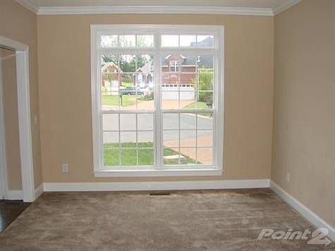 3rd image of 704 Regent Ct