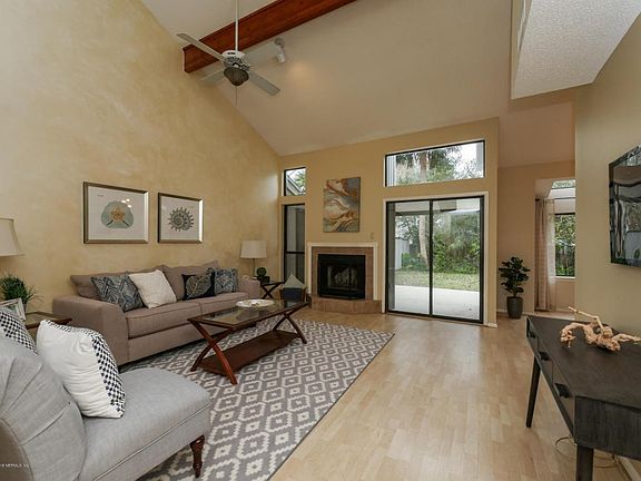 471 Selva Lakes Cir-4