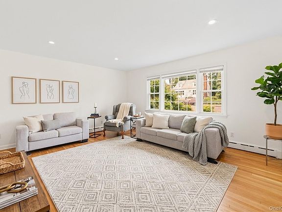 4th image of 342 Roberts Avenue