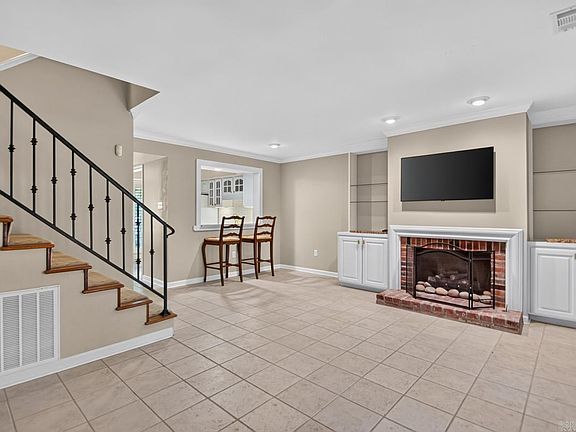 4th image of 13 Kingsbridge Way