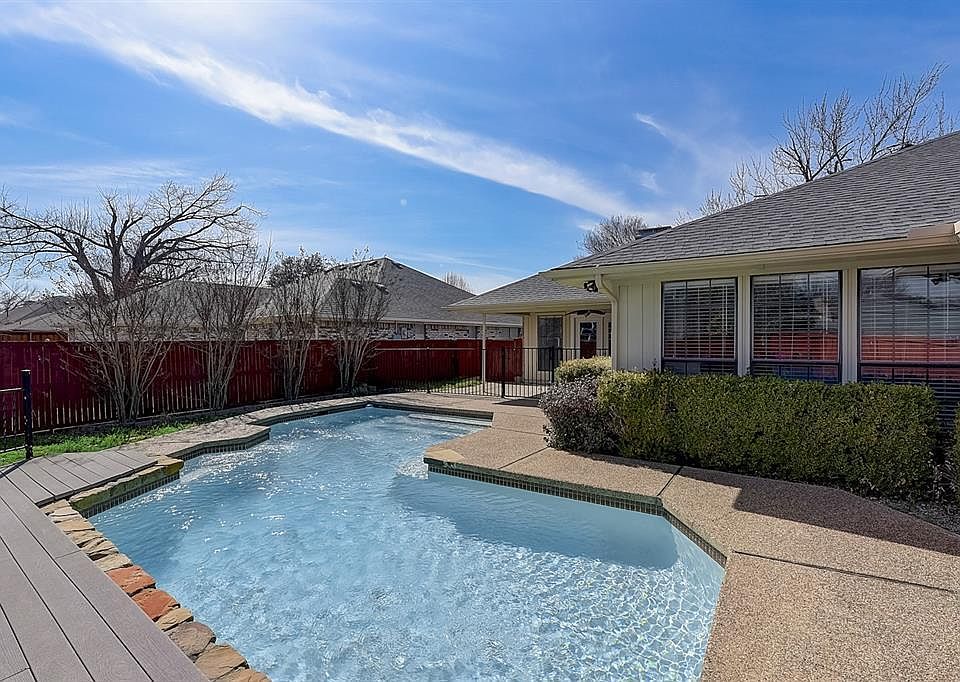 1st image of 5120 Leafy Ln