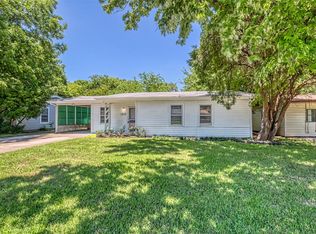 5836 Tracyne Dr, Westworth Village, TX 76114