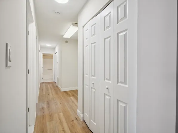 Mountain View Apartments