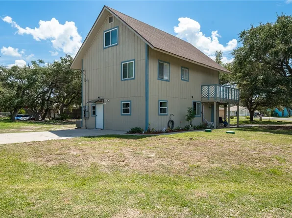 120 Retama Ln, Rockport, TX 78382
