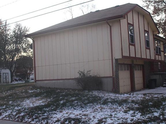 3rd image of 5301 Crest Dr