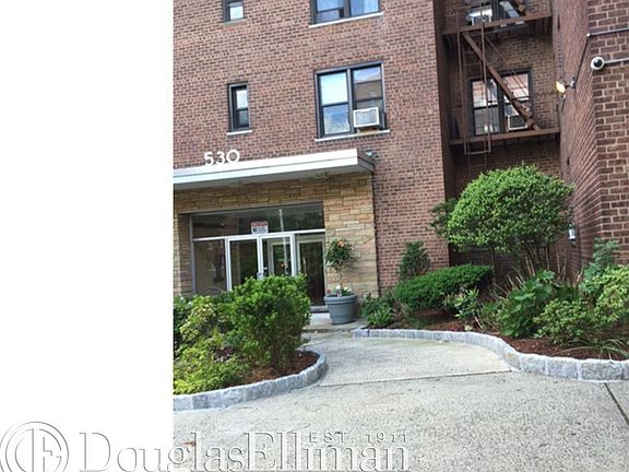 2nd image of 530 Riverdale Ave APT 4K