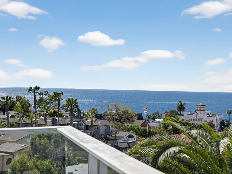 405 Blumont St — Photo 33