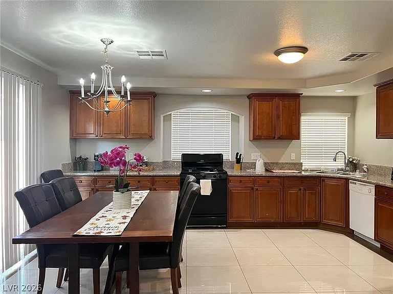 5604 Believe Ct — Photo 4