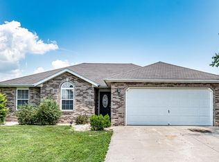 9436 Tasha Ln, New Bloomfield, MO 65063